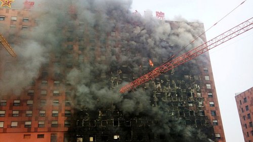 河南焦作解放軍91中心醫(yī)院失火 幸無人員傷亡