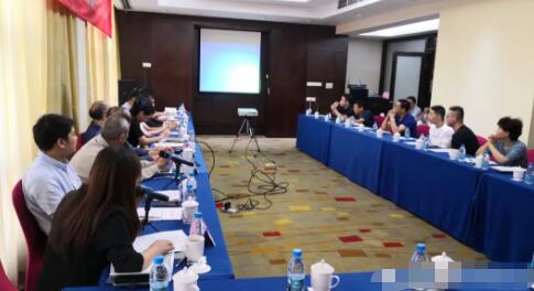 昆山市召開“建筑外墻內保溫材料選擇與應用”座談會